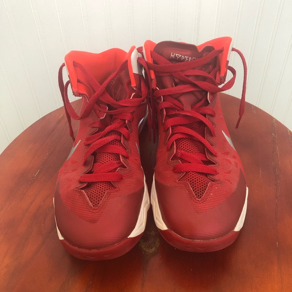 Nike Zoom Hyperquickness Basketball Shoe 9.5